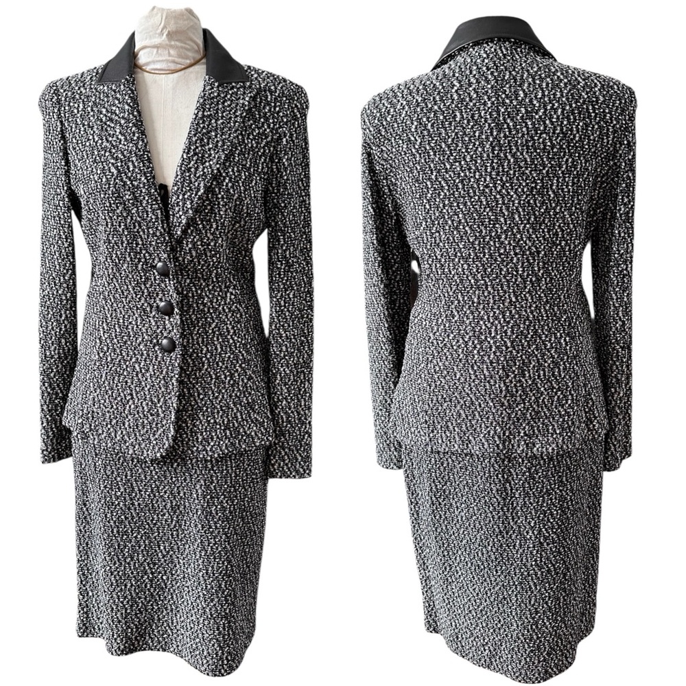 St. John Knit Skirt Suit, Size 4